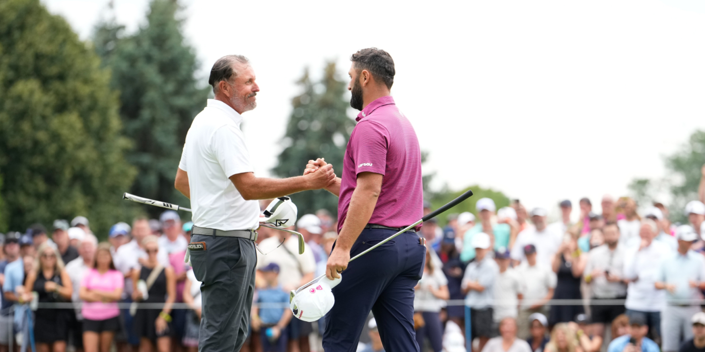 Phil Mickelson y Jon Rahm.jpg